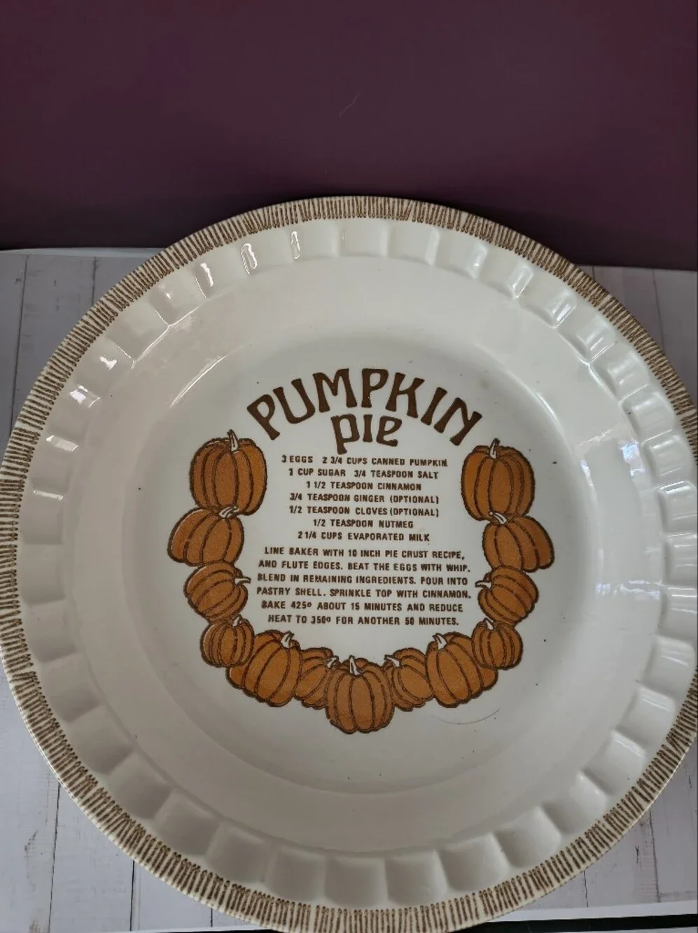 Pumpkin Pie Decorative Ceramic Serving Plate - White and Orange